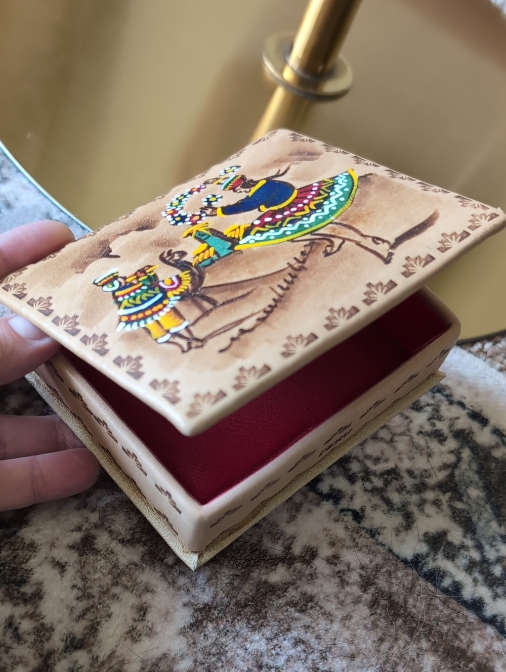 Leather Trinket Box - Picture 11 of 12